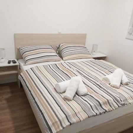 Apartman Iva Шибеник Екстер'єр фото